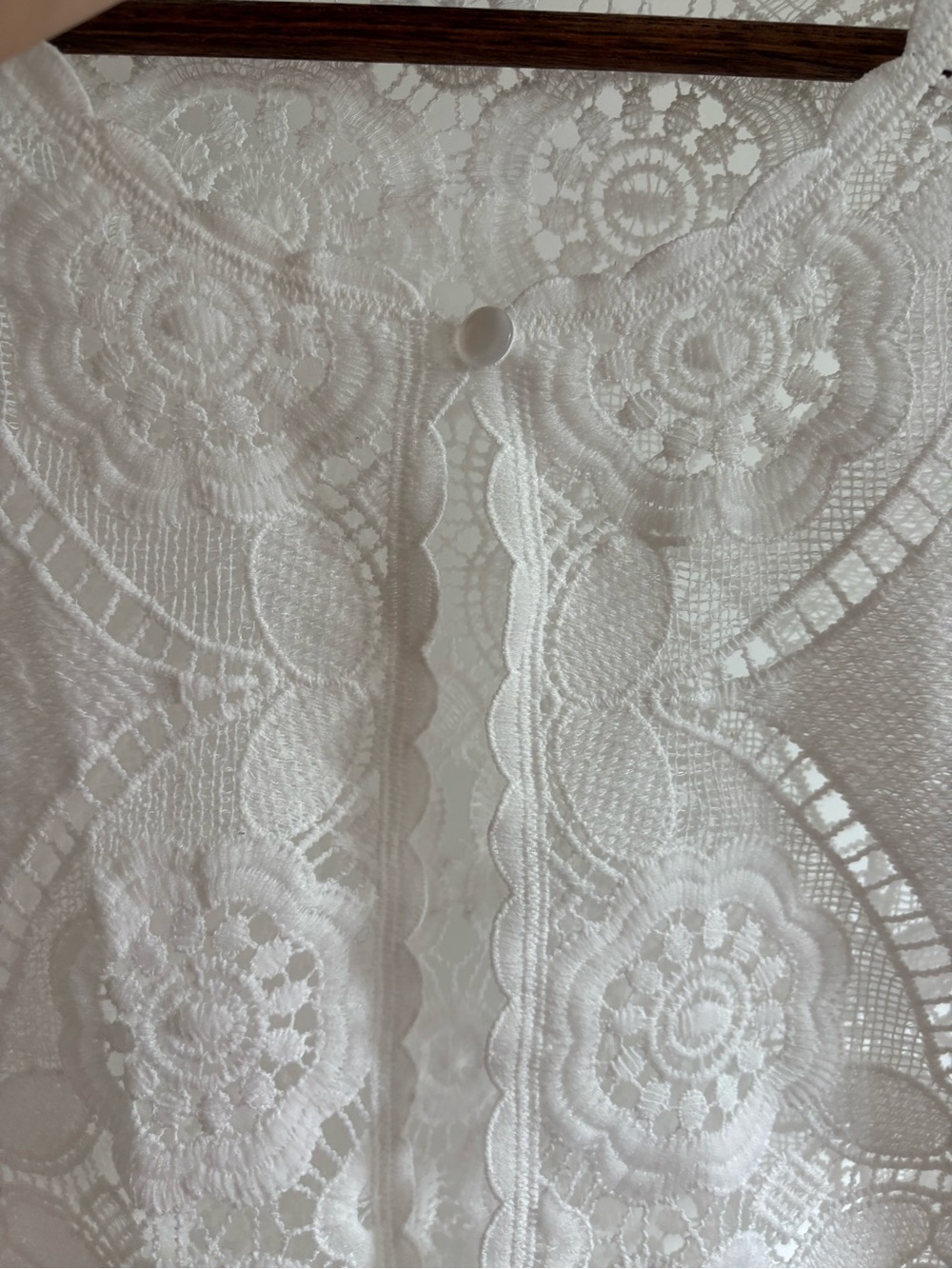 Rabbit Rabbit Rabbit White Lace Crochet Open-Front Blouse - Picture 3 of 7